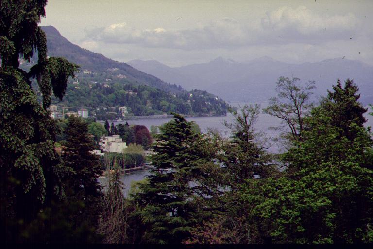 Lago Maggiore   _34297