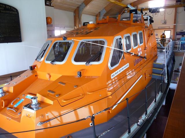 Lifeboat  _692