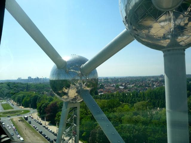 Atomium  _85