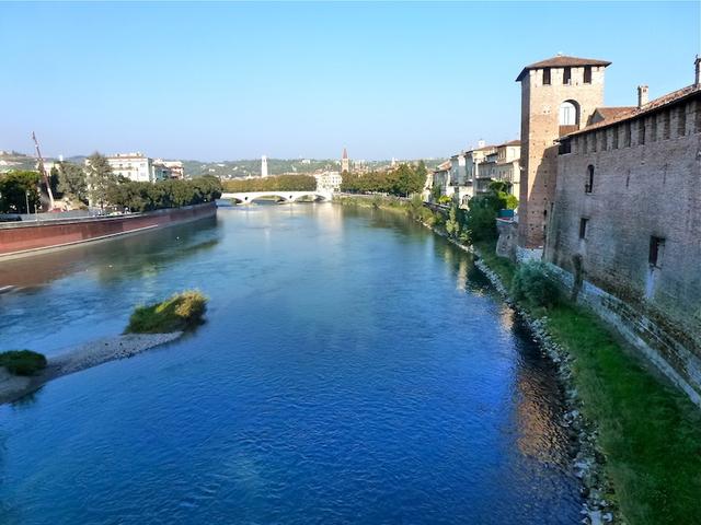 Verona - Etsch _P1010749