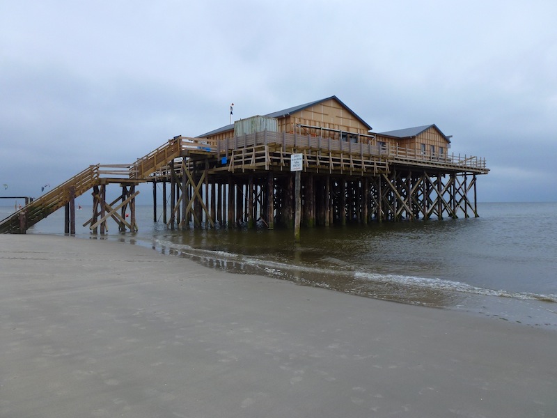 Pfahlbau in St.Peter Ording  _P1010120