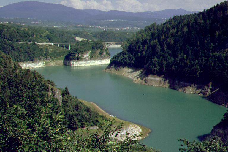 ...im Trentino  -   Lago di Santa Giustina _46198