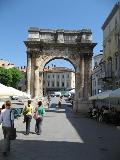 Pula 336